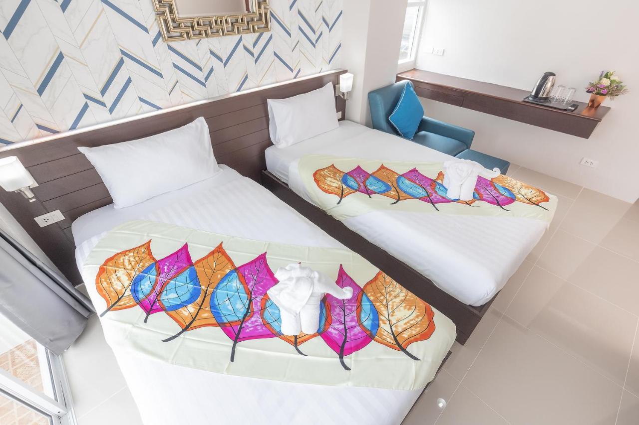 Hotel The Chic Patong Exterior foto